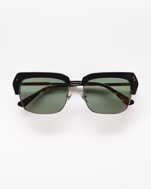 MARNI トスアオハルフレムサンクラス TOSUAEARTHY GREEN Marni · Hello Glasses
