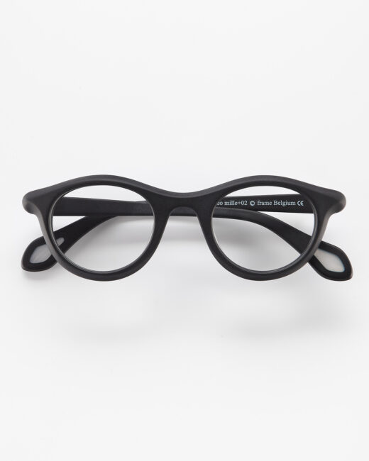 Theo Mille+02 2 black matte